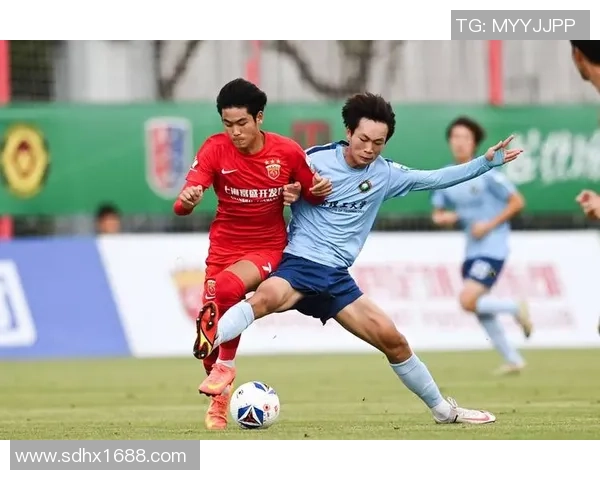 杭州足球队个人能力深度对比分析及未来发展潜力探讨 杭州足球队个人能力深度对比分析及未来发展潜力探讨