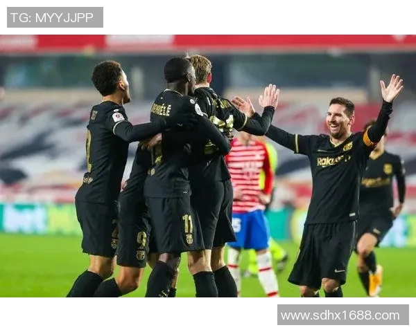 重庆足球队在邀请赛积分榜上以71分稳居第一名展现强劲实力 重庆足球队在邀请赛积分榜上以71分稳居第一名展现强劲实力