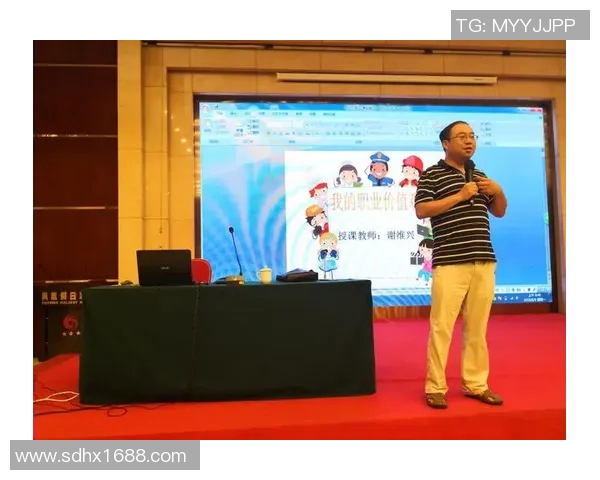 足球明星鲍姆约翰的职业生涯与成就全解析 足球明星鲍姆约翰的职业生涯与成就全解析