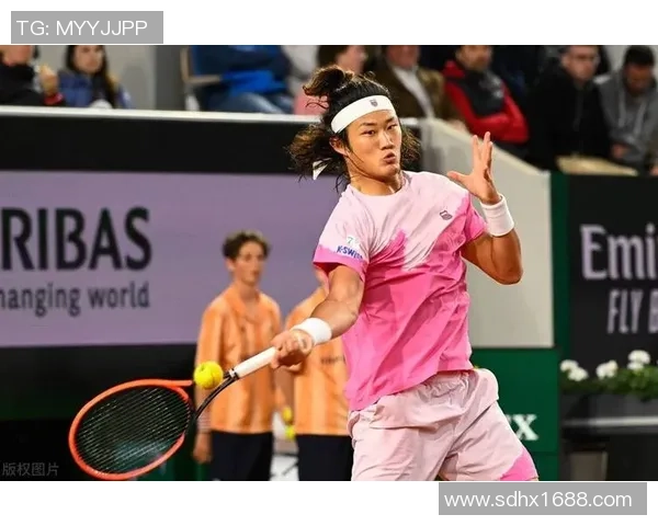 南京羽毛球队以57分领跑大满贯积分榜展现强劲实力 南京羽毛球队以57分领跑大满贯积分榜展现强劲实力